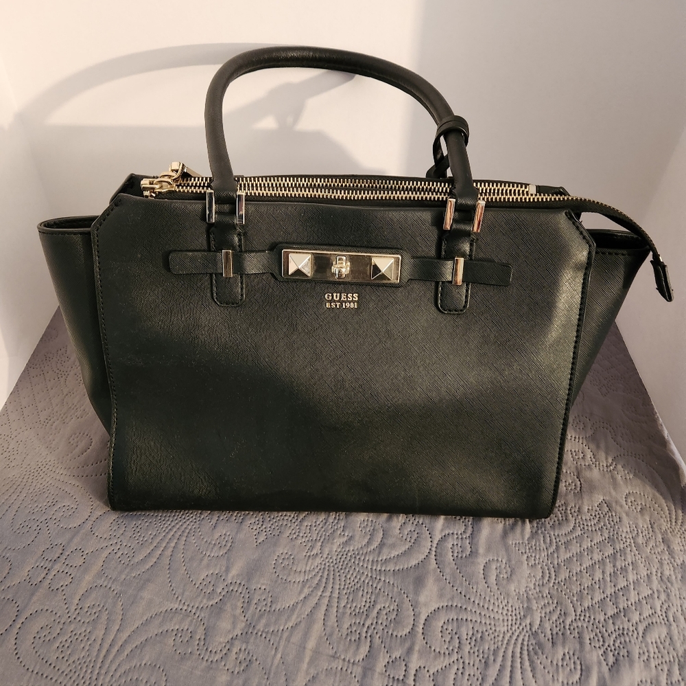 Bag ,guess